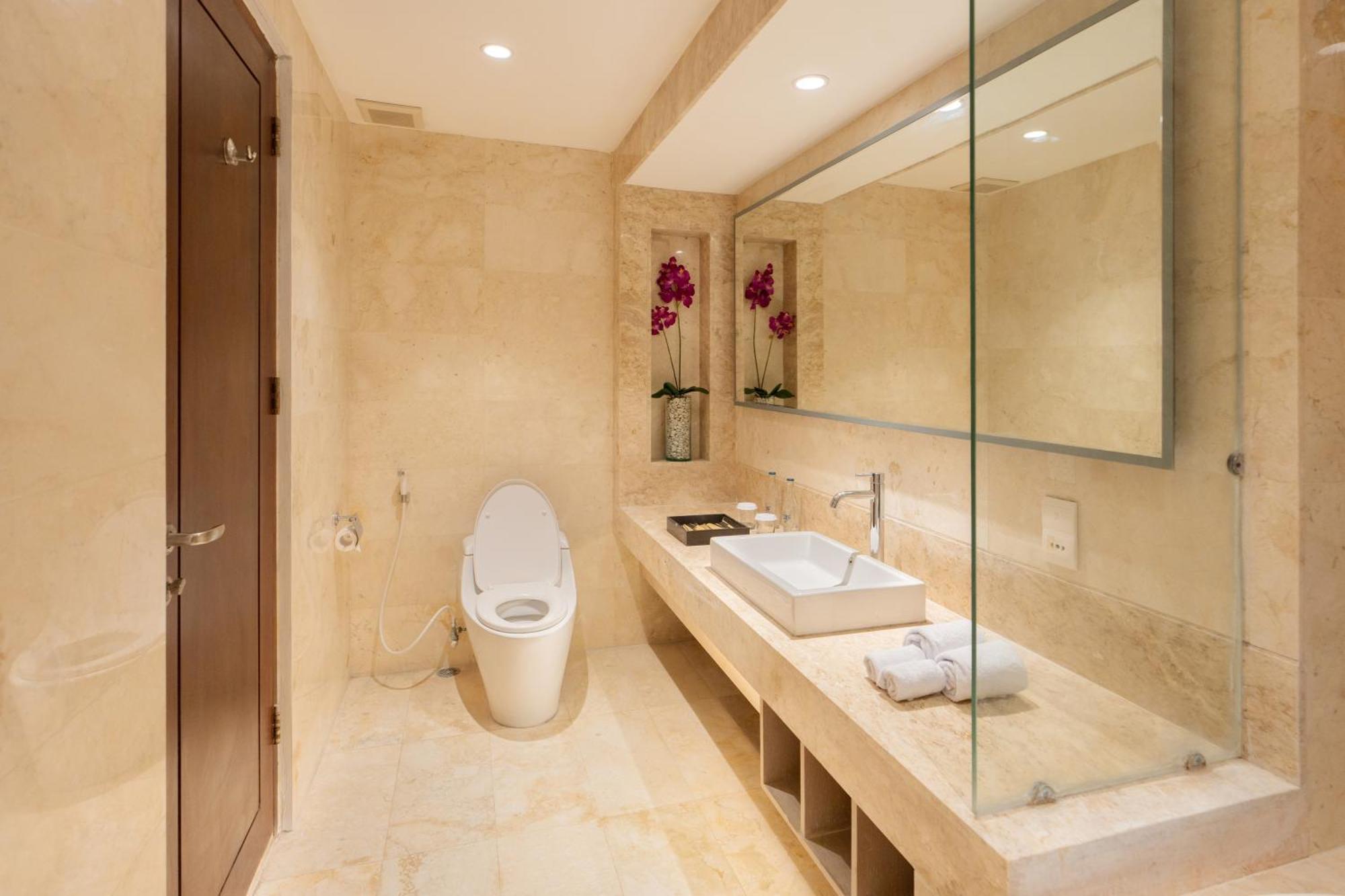 Kuta Angel Hotel Kültér fotó