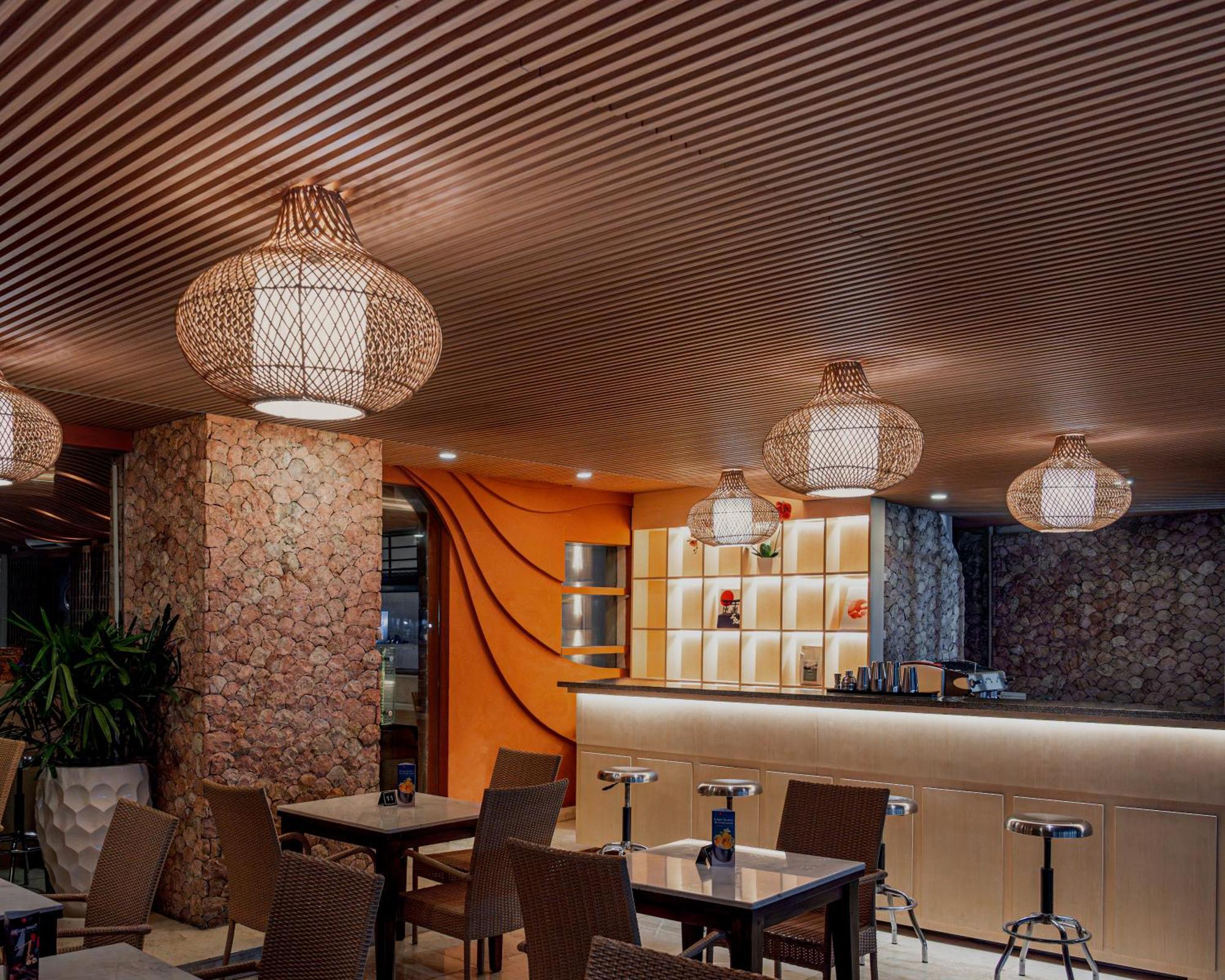 Kuta Angel Hotel Kültér fotó